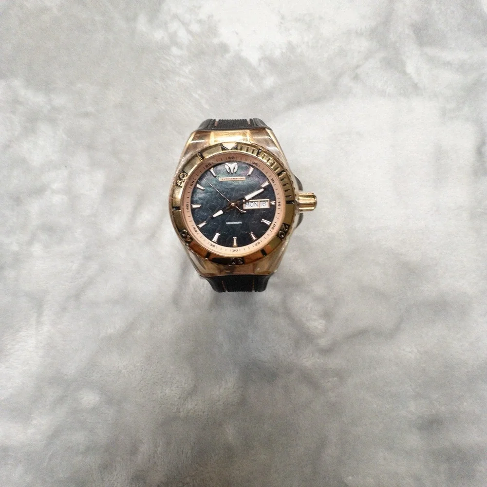 Technomarine cruise monogram